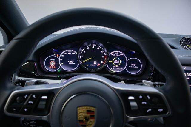 Porsche CAYENNE Coupé 3.0 E-Hybrid | 21 inch | 360 Camera | Panoramadak |