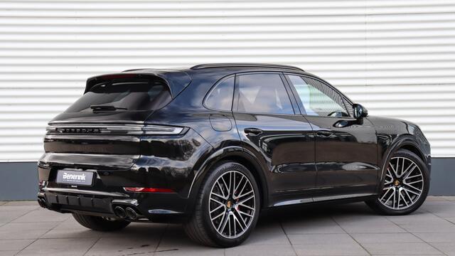 Porsche CAYENNE 3.0 S E-Hybrid SportDesign | InnoDrive | Head-up | Panoramadak | Soft-Close | BOSE Sound | Achterasbesturing