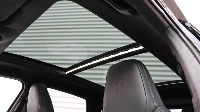 Porsche CAYENNE 3.0 S E-Hybrid SportDesign | InnoDrive | Head-up | Panoramadak | Soft-Close | BOSE Sound | Achterasbesturing