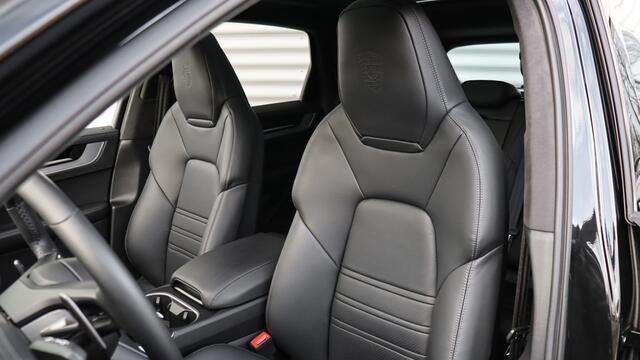 Porsche CAYENNE 3.0 S E-Hybrid SportDesign | InnoDrive | Head-up | Panoramadak | Soft-Close | BOSE Sound | Achterasbesturing