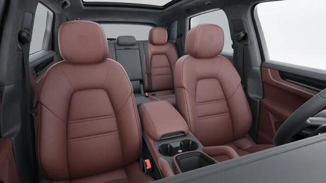 Porsche CAYENNE E-Hybrid