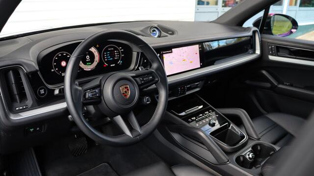 Porsche CAYENNE 3.0 E-Hybrid SportDesign | BOSE Sound | Achterasbesturing | HD Matrix | PPF | Trekhaak | Surround View