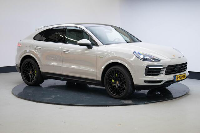 Porsche CAYENNE Coupé 3.0 E-Hybrid | 21 Inch | Panoramadak |