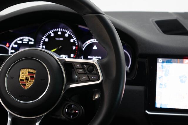 Porsche CAYENNE Coupé 3.0 E-Hybrid | 21 Inch | Panoramadak |