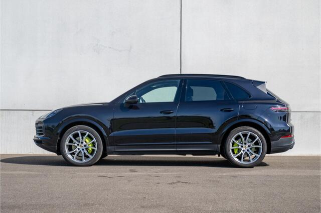 Porsche CAYENNE 3.0 E-Hybrid MATRIX PDLS+ | PANO | 21"LMV | ACHTERAS BEST. | LUCHTVERING