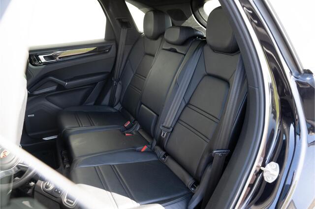 Porsche CAYENNE 3.0 E-Hybrid MATRIX PDLS+ | PANO | 21"LMV | ACHTERAS BEST. | LUCHTVERING