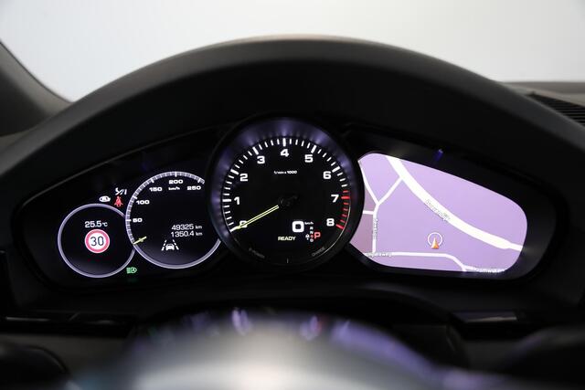 Porsche CAYENNE 3.0 E-Hybrid | Nachtzicht assistent | Sportdesign | Bose | Matrix | 22'' | Softclose