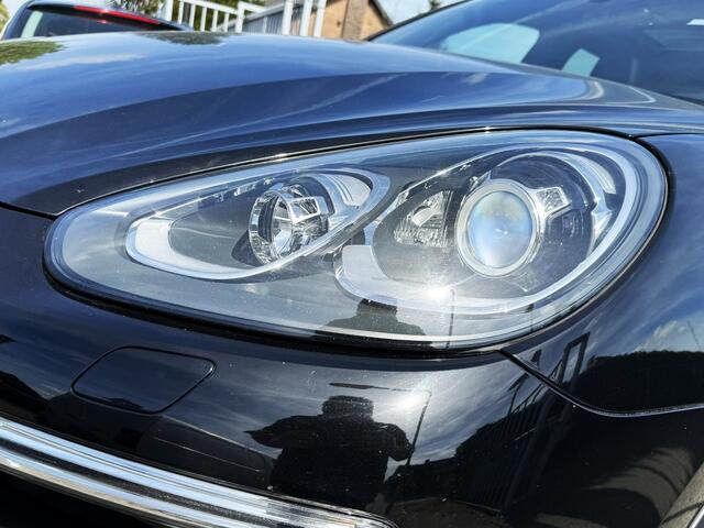 Porsche CAYENNE 4.2 D S 385PK PANO/CAMERA/FLIPPERS/FULL OPTIONS!