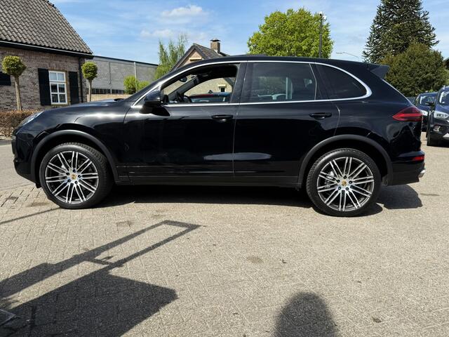 Porsche CAYENNE 4.2 D S 385PK PANO/CAMERA/FLIPPERS/FULL OPTIONS!