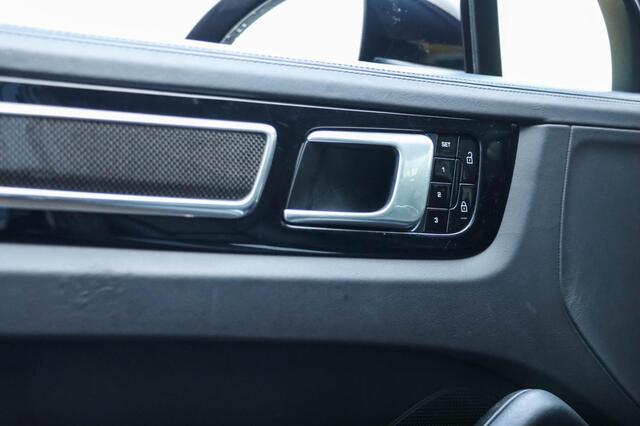 Porsche CAYENNE Coupé 3.0 E-Hybrid 340PK | Carbon | Bose