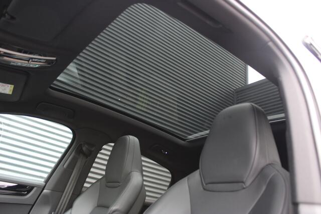 Porsche CAYENNE Coupé 3.0 E-Hybrid Carrarawit Metallic Panoramadak Luchtvering Achterasbesturing Softclose Vol-Leder NL-Auto