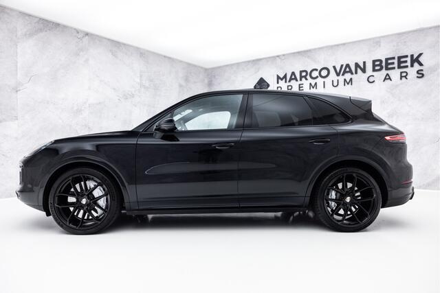 Porsche CAYENNE 4.0 Turbo | Pano | 4W Sturing | 22" GT | Burmester | Carbon