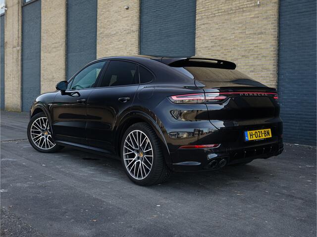 Porsche CAYENNE Coupé 3.0 E-Hybrid SportDesign l Matrix l Head-Up l Soft Close l Pano l Stoelkoeling