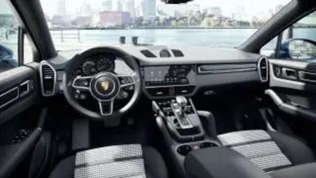 Porsche CAYENNE E-Hybrid Coupé Platinum Edition