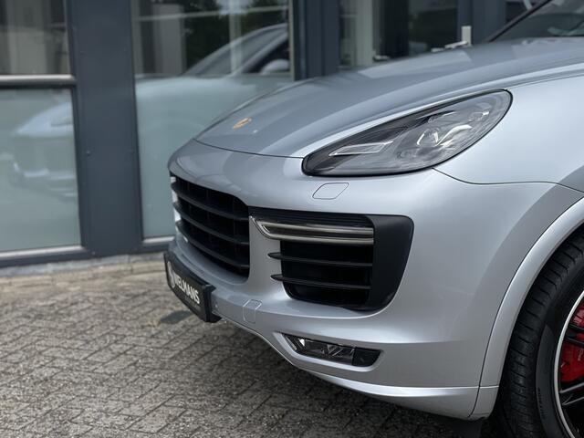 Porsche CAYENNE 3.6 GTS 440 pk Orig NL | Pano | Sport Chrono | Alcantara hemel