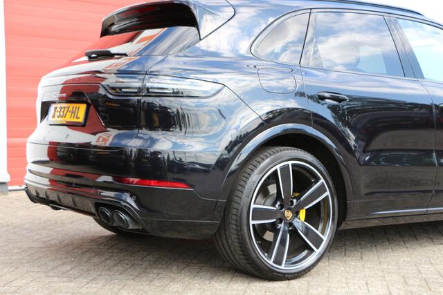 Porsche CAYENNE 3.0 PASM | Pano | ACC | BOSE | 22 inch