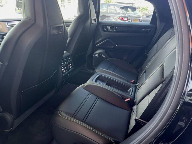 Porsche CAYENNE Coupé 4.0 Turbo GT