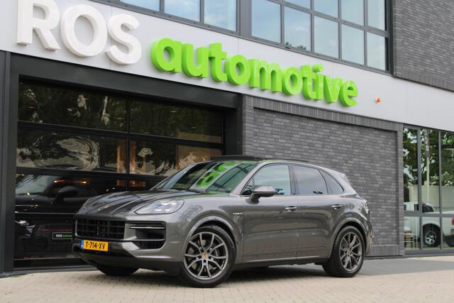 Porsche CAYENNE 3.0 E-Hybrid | NAP | PANO | HUD | MEMORY | SPORTUITLAAT | BOSE | STUURVERW |