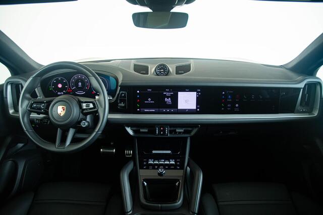 Porsche CAYENNE Coupé 4.0 S Trekhaak - Stoelventilatie/verwarming - Bijrijdersdisplay - Sport chrono - Stuurbekrachtiging Plus - BOSE - 3D Surround View - Head up - adaptieve cruise control -