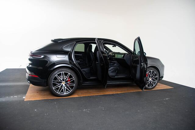 Porsche CAYENNE Coupé 4.0 S Trekhaak - Stoelventilatie/verwarming - Bijrijdersdisplay - Sport chrono - Stuurbekrachtiging Plus - BOSE - 3D Surround View - Head up - adaptieve cruise control -