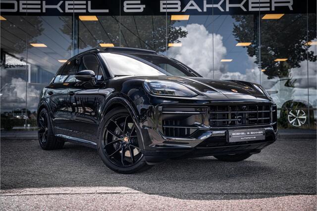 Porsche CAYENNE 3.0 E-Hybrid ** Panodak ** 14-weg ** Sport Chrono ** Trekhaak 4-wiel sturing ** Sport Design ** Matrix-LED ** NP 152K Massage ** Nachtzicht