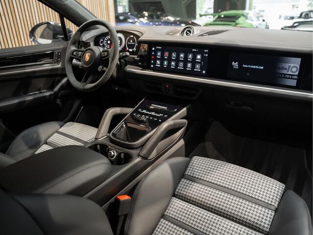 Porsche CAYENNE Coupé Turbo E-Hybrid Carbon Sport Uitlaat 4.0 Turbo E-Hybrid Keramisch