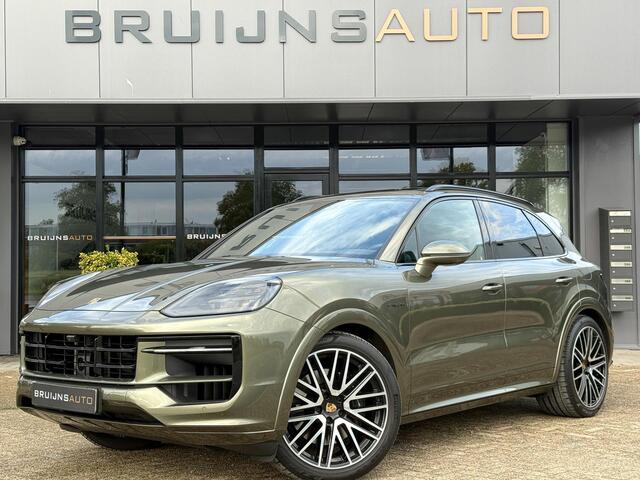 Porsche CAYENNE 3.0 E-Hybrid Aventurine Green PTS |Sport design pakket|Head-up|Trekhaak|22inch|
