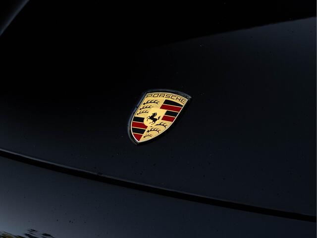 Porsche CAYENNE Coupé 3.0 E-Hybrid - Pano - Sport Chrono - Trekhaak - Luchtvering - Achterasbesturing