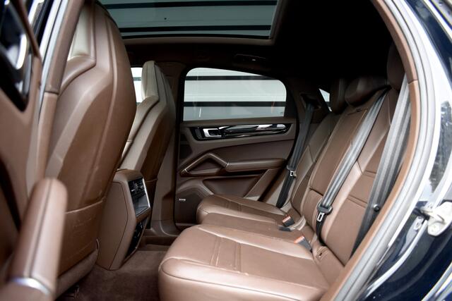 Porsche CAYENNE Coupé 3.0 E-Hybrid 462pk SportDesign | ACC | Head-Up | Bose | Trekhaak wegk. | Panoramadak | 360 Camera |