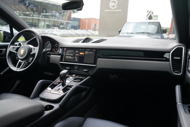 Porsche CAYENNE Coupé 3.0 E-Hybrid | Soft close | Voorstoelen verwarmd |