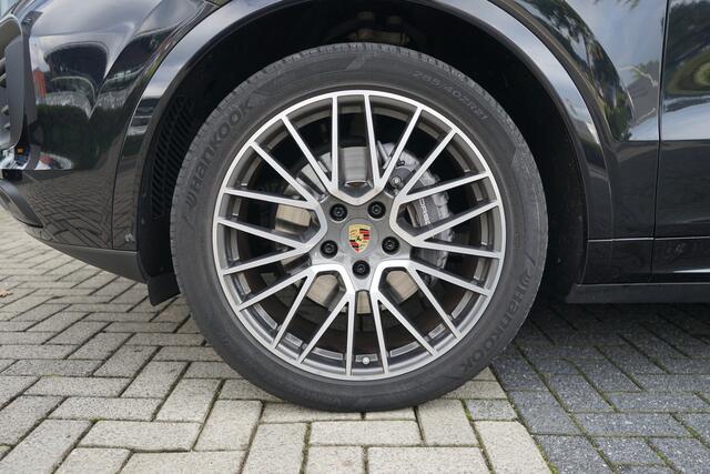 Porsche CAYENNE Coupé 3.0 E-Hybrid | Soft close | Voorstoelen verwarmd |