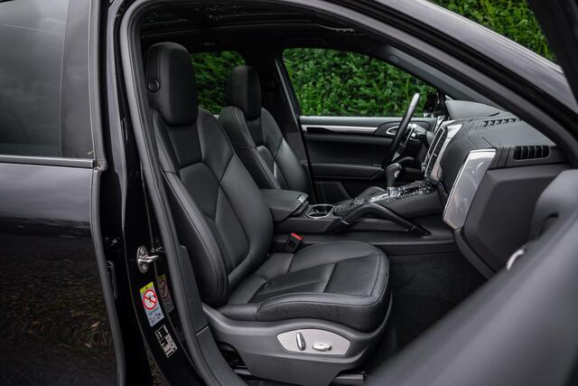 Porsche CAYENNE S 420pk | 111 Punten Check | El. trekh | ACC | Luchtv | Panorama