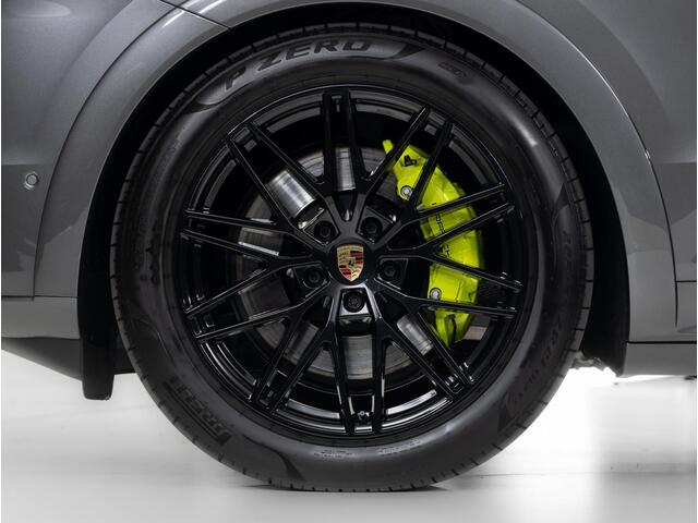 Porsche CAYENNE Coupé E-Hybrid