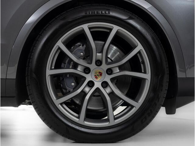 Porsche CAYENNE Coupé E-Hybrid