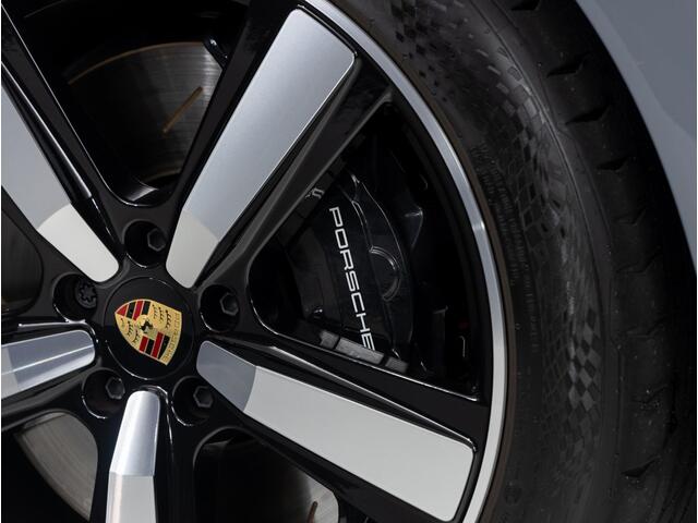 Porsche CAYENNE Turbo E-Hybrid