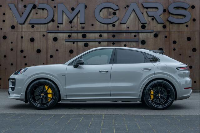 Porsche CAYENNE Coupé 4.0 Turbo E-Hybrid GT | TECHART | Achterasbesturing | HUD | ACC | Burmester | Bijrijdersdisplay | 18-weg |