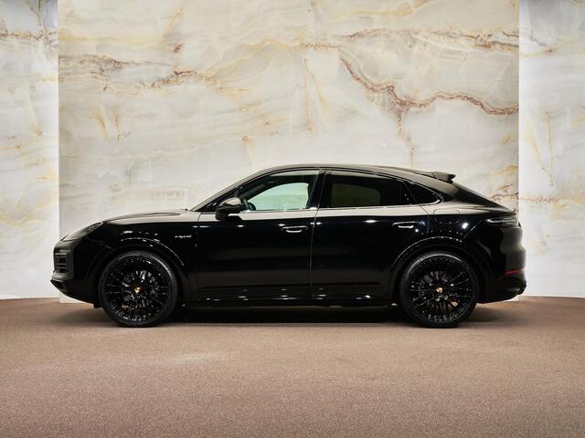 Porsche CAYENNE Coupé 3.0 E-Hybrid, SportDesign, 22", pano, luchtv., PASM, ACC, matrix-LED, Bose, sp.chrono, camera, privacy
