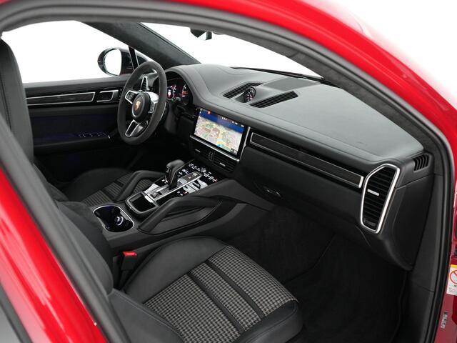 Porsche CAYENNE Coupé 4.0 GTS |lichtgewicht sportpakket|softclose|HUD|BOSE|luchtvering PASM|memory|stoelverwarming voor en achter|verwarmbare voorruit|