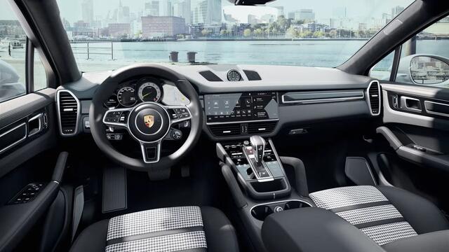 Porsche CAYENNE E-Hybrid Coupe