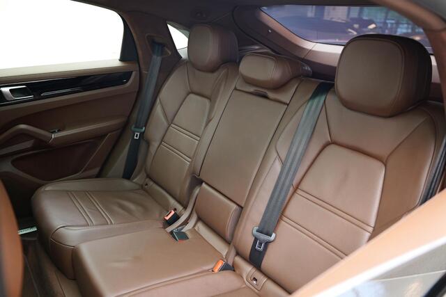 Porsche CAYENNE Coupé 3.0 E-Hybrid |Pano|SportChrono|360|Bose|