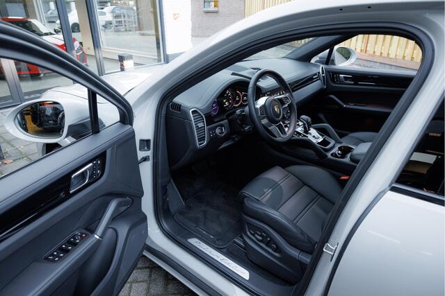 Porsche CAYENNE Coupé 3.0 E-Hybrid Platinum Edition Krijtgrijs - Luchtvering - Trekhaak - Head Up