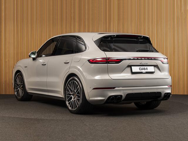 Porsche CAYENNE 3.0 E-Hybrid SPORTDESIGN-PANO-21"-BOSE
