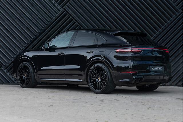 Porsche CAYENNE Coupé 3.0 E-Hybrid Sport Design ACC Pano GTS stoel PDLS+ Matrix Sport Chrono 360Cam Luchtv. Trekhaak