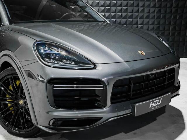 Porsche CAYENNE Coupé 4.0 Turbo S E-Hybrid | Approved | Pano | Burm | Vent.| Carbon | Topv. | 22"| Servo | PDLS+ | Sportuitl. | Side | Chrono