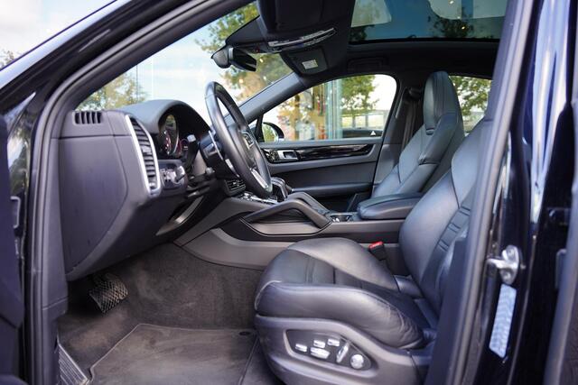 Porsche CAYENNE Coupé 3.0 E-Hybrid BTW NL-Auto 1e Eigenaar