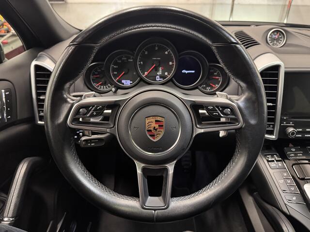 Porsche CAYENNE 3.0 D Platinum Edition | NL auto | Panoramadak | Chrono | Luchtvering | Velgen 21" |