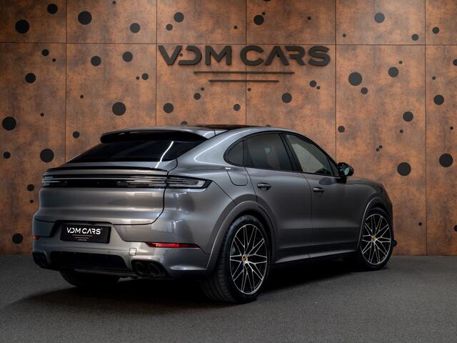 Porsche CAYENNE Coupé 3.0 E-Hybrid I Sportdesign I 18-weg I Luchtvering I Bijrijdersdisplay I