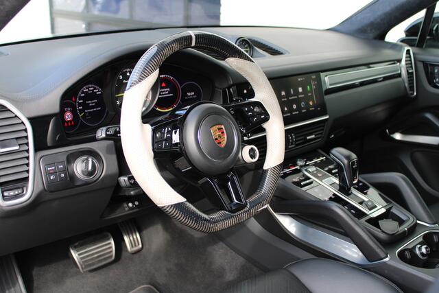 Porsche CAYENNE Coupé 4.0 Turbo S E-Hybrid / Sportdesign Pakket / Hoogglans / Krijt / Vol Opties / NIEUWSTAAT