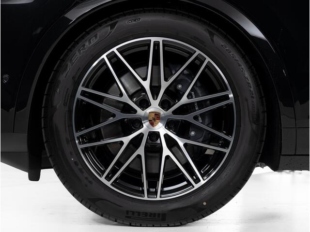 Porsche CAYENNE E-Hybrid Black Edition