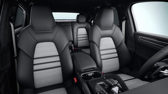 Porsche CAYENNE Coupé Turbo S E-Hybrid